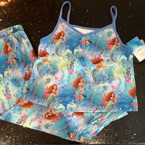 Women’s Disney The Little Mermaid Sleep Set - Picture 5 of 10